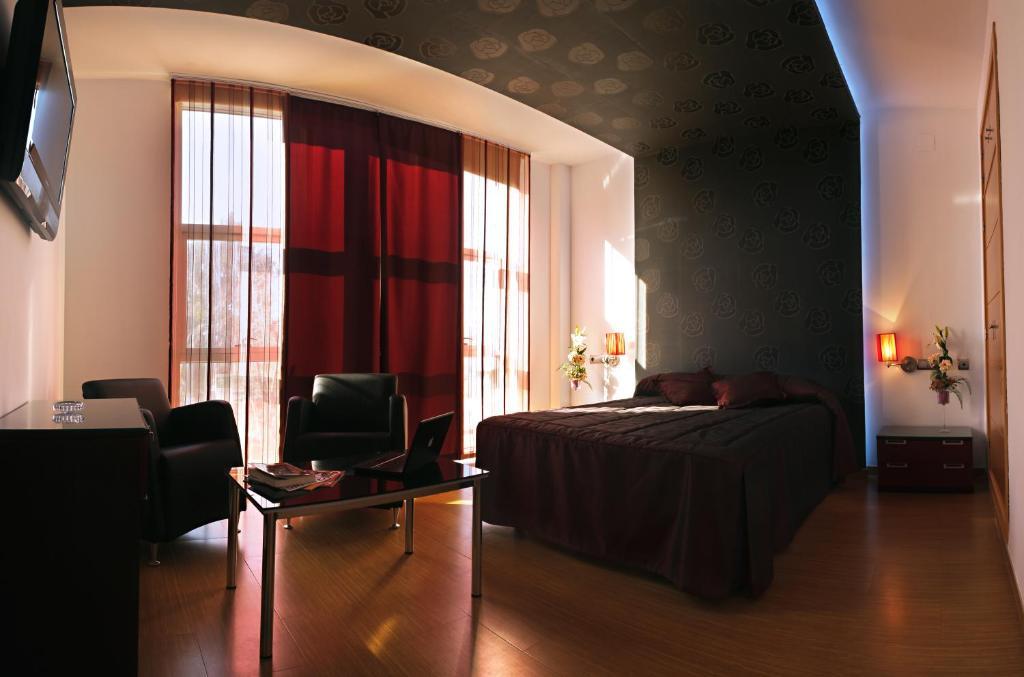 Junior Suite,1584464708:JPEG
